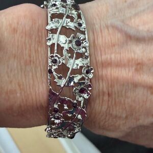 Elegant Silver-tone Floral Bangle Bracelet with Gemstones